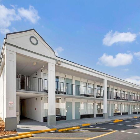 Rodeway Inn 奥兰治帕克 外观 照片