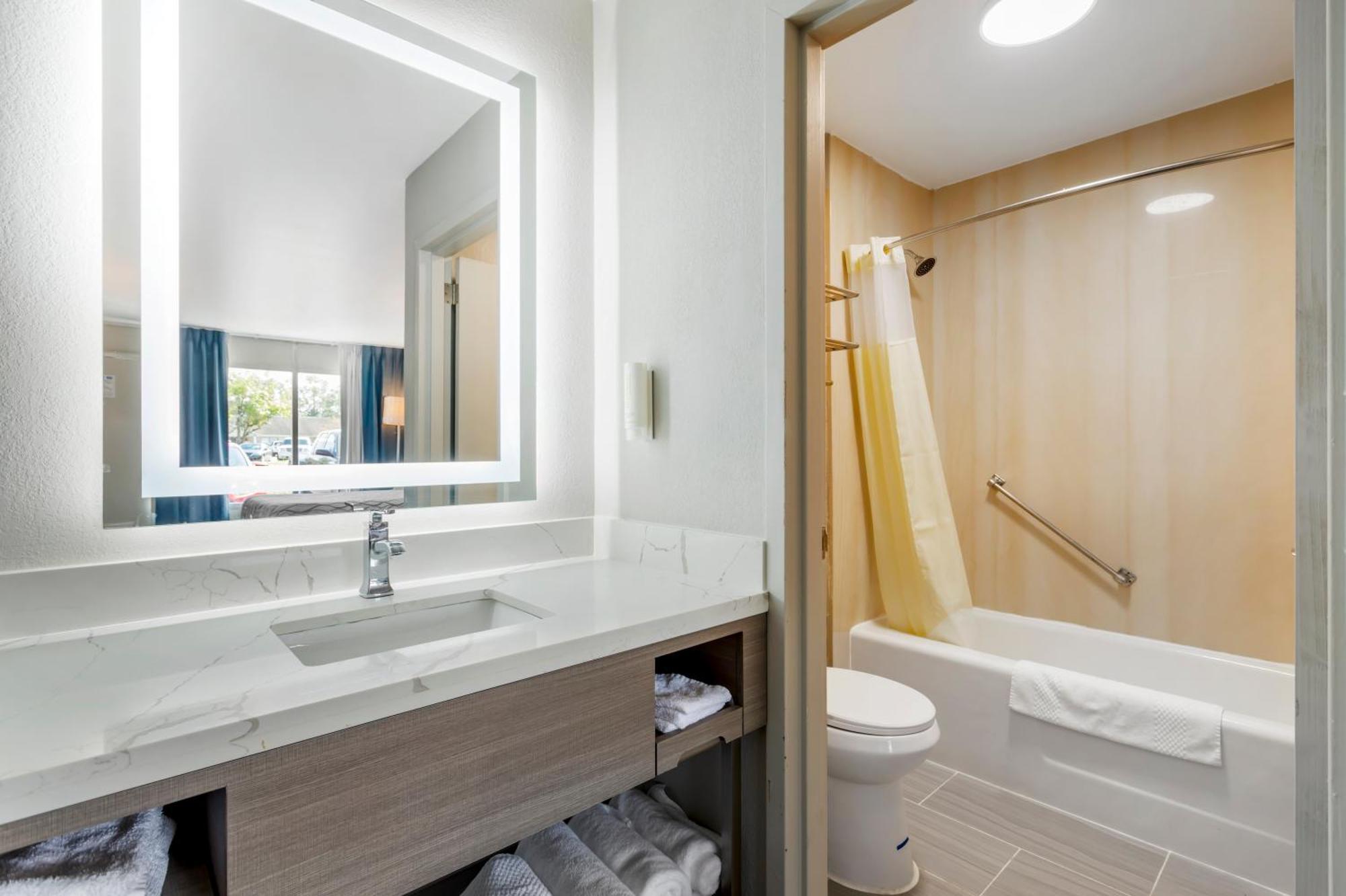 Rodeway Inn 奥兰治帕克 外观 照片