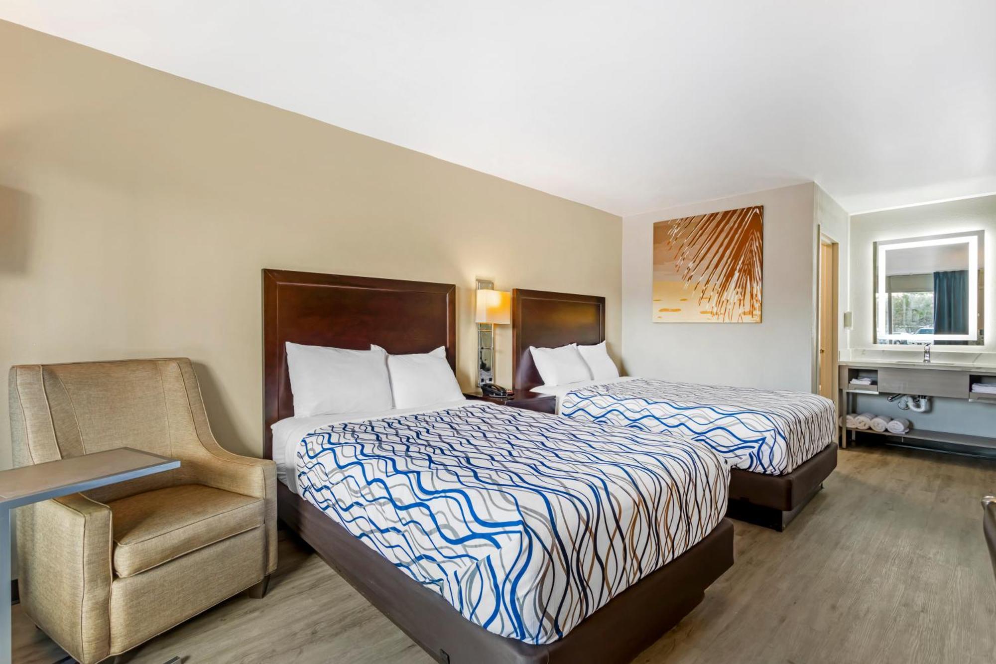 Rodeway Inn 奥兰治帕克 外观 照片