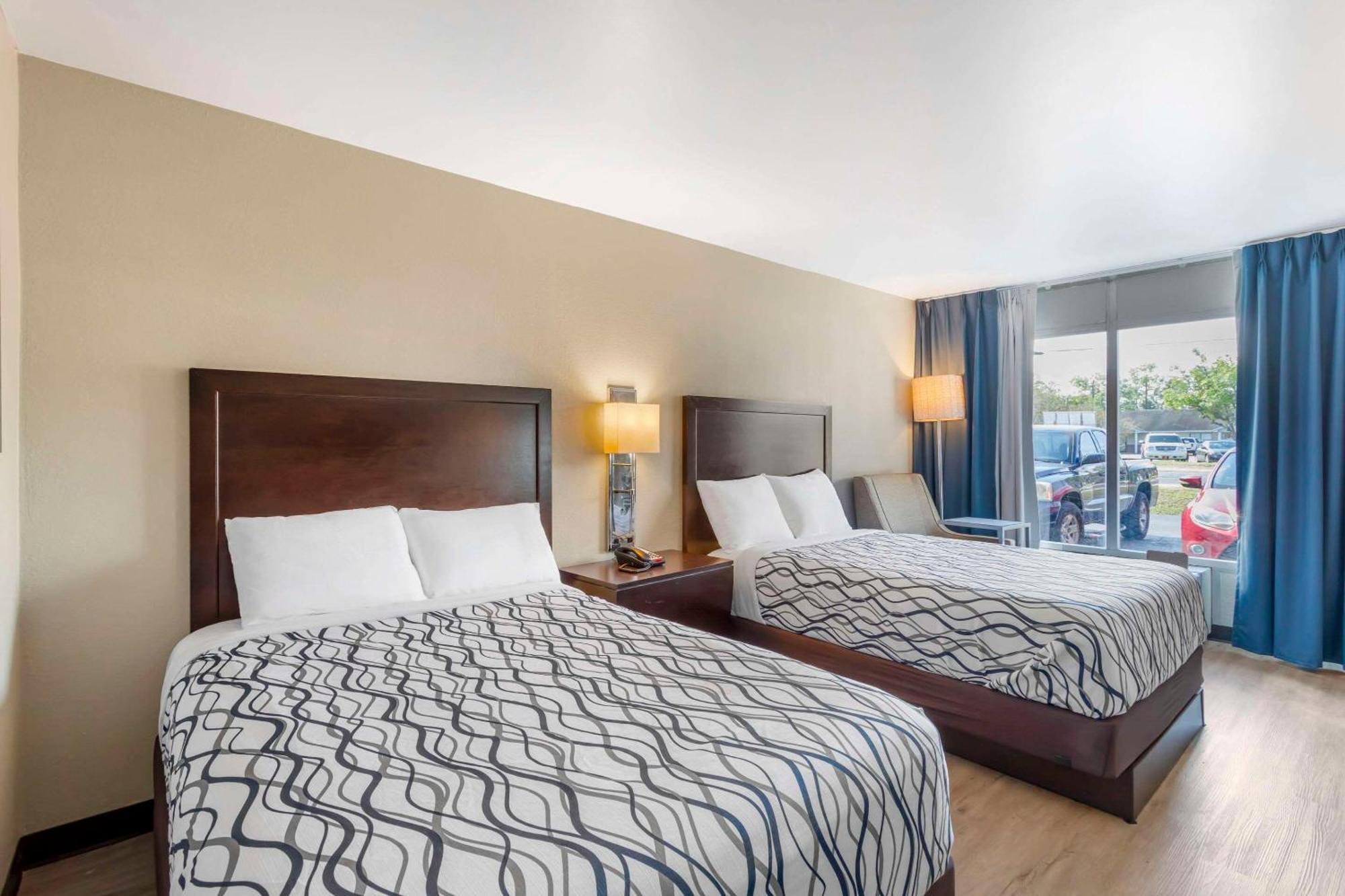 Rodeway Inn 奥兰治帕克 外观 照片
